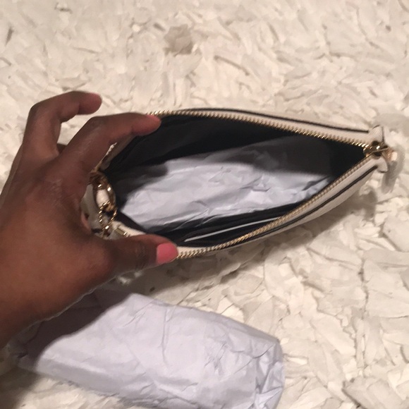Coach wrist wallet large.. - Picture 2 of 3
